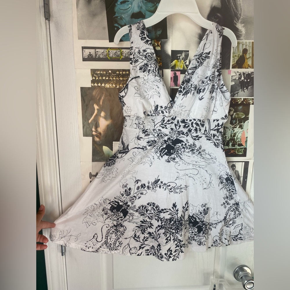 Y2K Feathers top
